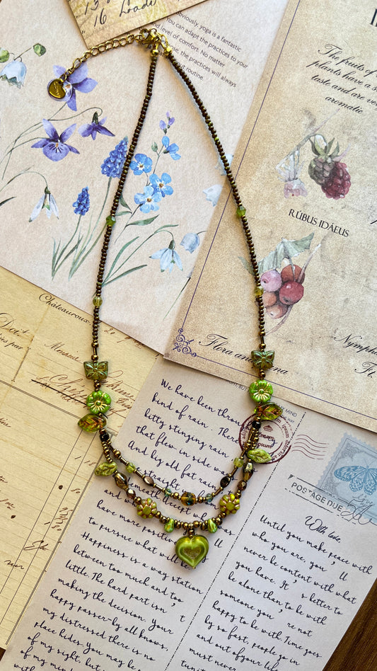 Handmade Necklace｜Traces in the Green Wild