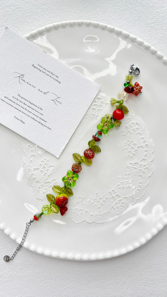 Handmade Bracelet｜Ruby Berry Vine